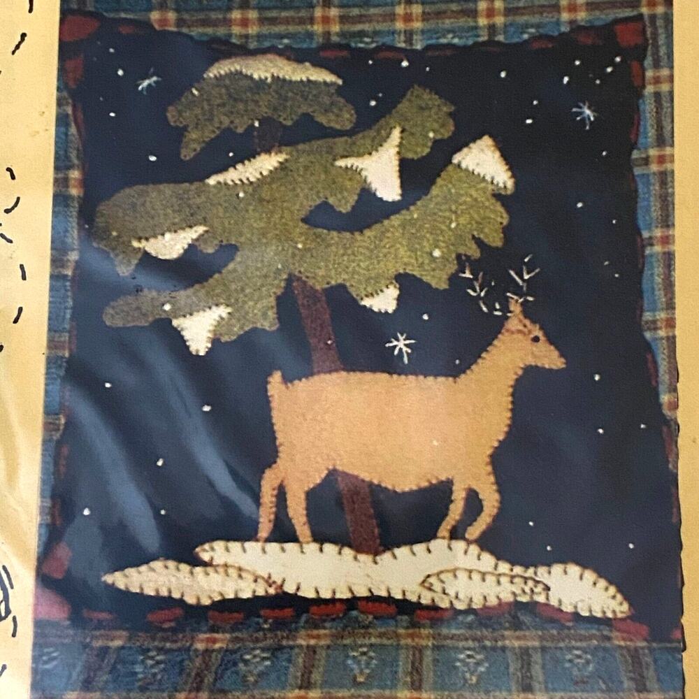 Crawford Designs 069 Pattern Woodland Pillow Christmas 16"x16" Cabin Winter